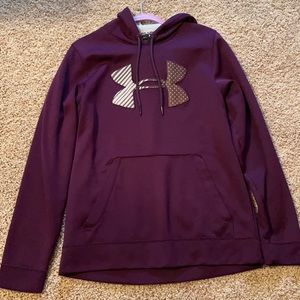 Under Armour Sweatshirt